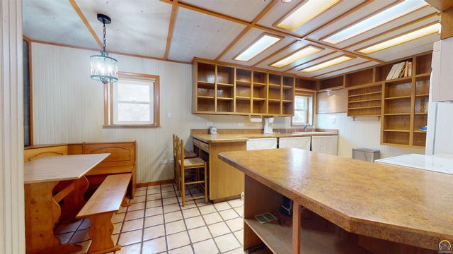 11973 SW 77th St, Auburn, KS 66402