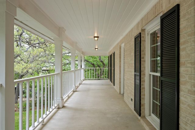 2900 Angelfire LN, Austin, TX 78746