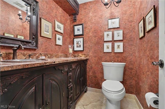 3561 Sparrow Pond Lane, Akron, OH 44333