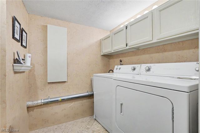 3561 Sparrow Pond Lane, Akron, OH 44333