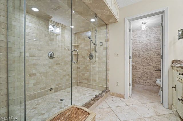 3561 Sparrow Pond Lane, Akron, OH 44333