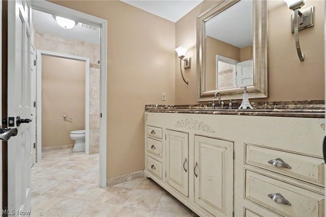 3561 Sparrow Pond Lane, Akron, OH 44333