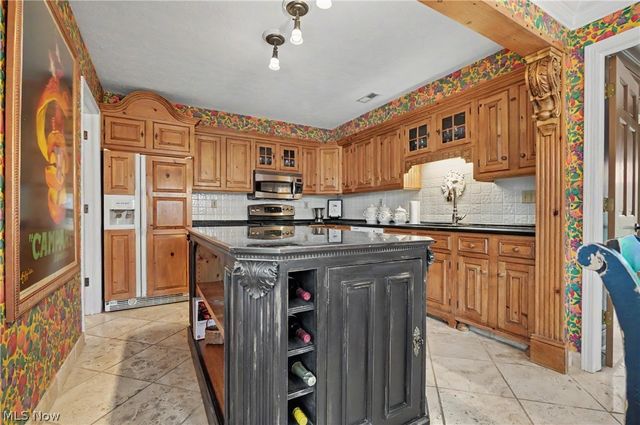 3561 Sparrow Pond Lane, Akron, OH 44333