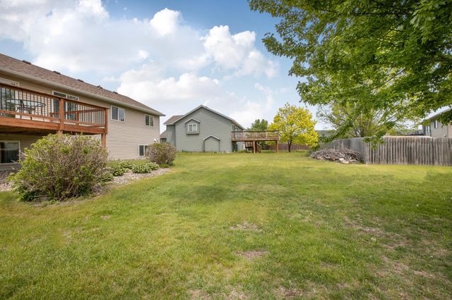 1540 Timberdoodle Drive, Saint Cloud, MN 56303