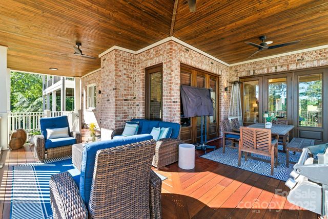 27 Veranda Lane, Blythewood, SC 29016