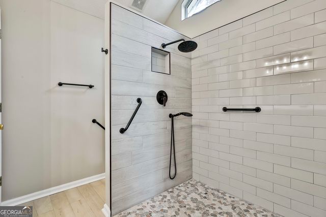 120 Creekside Drive, Grantville, GA 30220