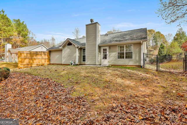 120 Creekside Drive, Grantville, GA 30220