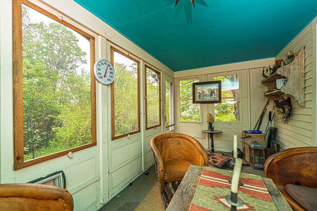 31 Long Hill Road, Raymond, NH 03077