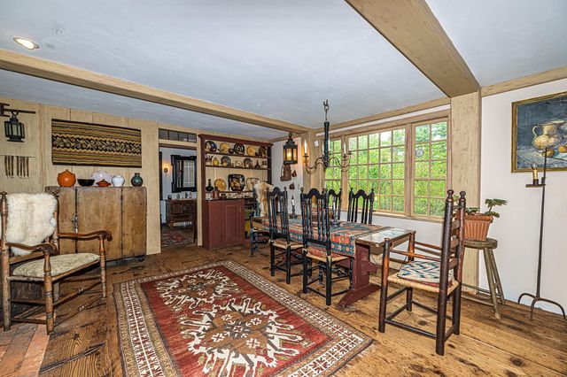 31 Long Hill Road, Raymond, NH 03077