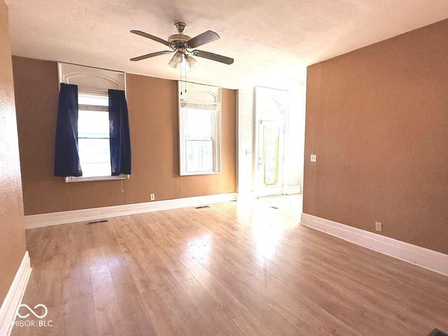 203 Crane Drive, Crawfordsville, IN 47933