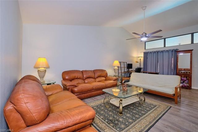 5510 SW 4th PL 406, Cape Coral, FL 33914