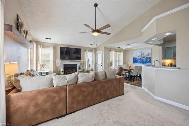 1503 April CT, Virginia Beach, VA 23464