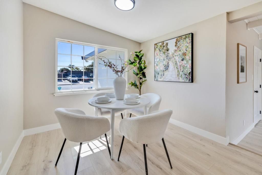 Image 6 of property listing at 318 Navajo Drive, Salinas, CA 93906