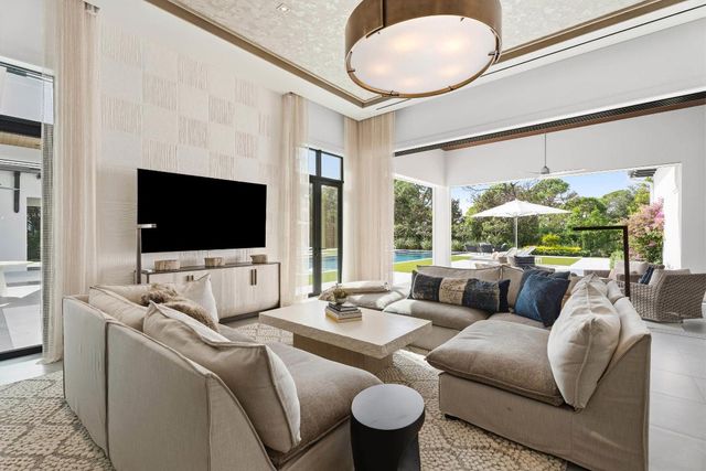 210 Bears Club Drive, Jupiter, FL 33477