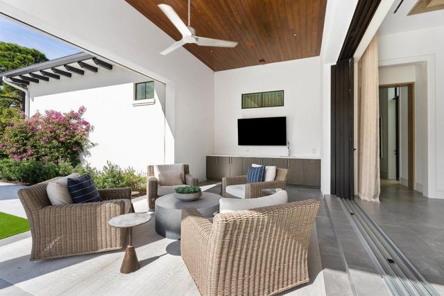 210 Bears Club Drive, Jupiter, FL 33477