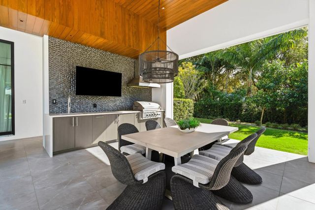 210 Bears Club Drive, Jupiter, FL 33477