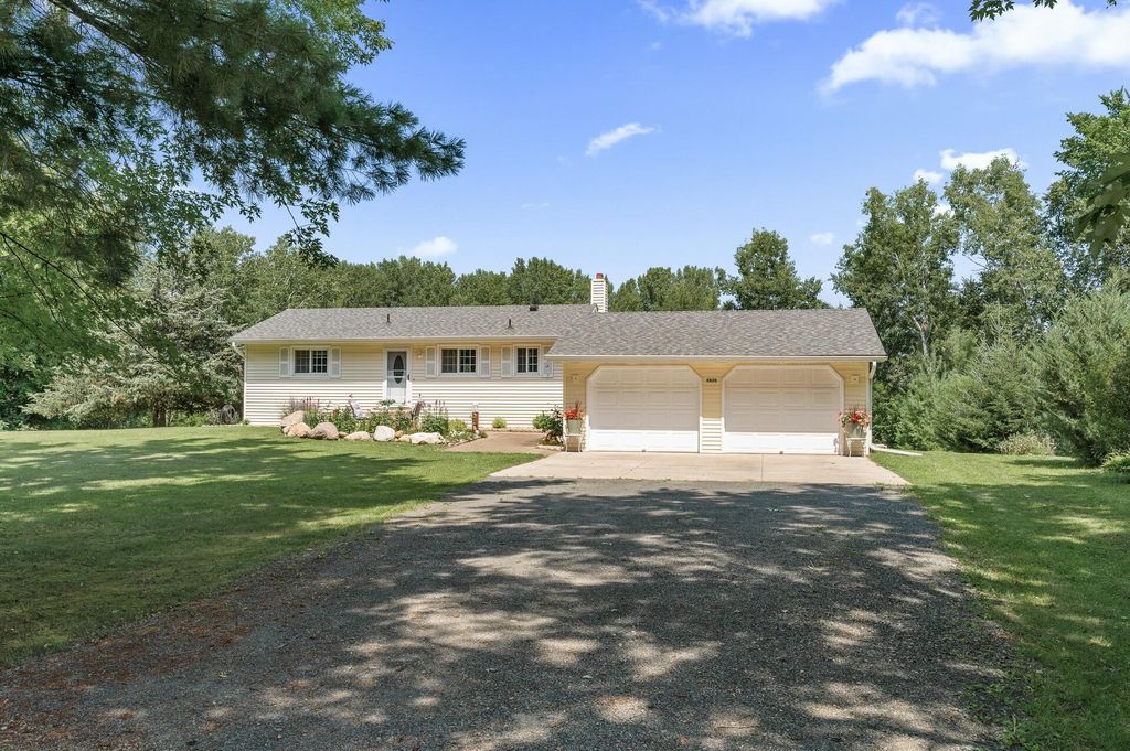 5820 307th Street, Stacy, MN 55079