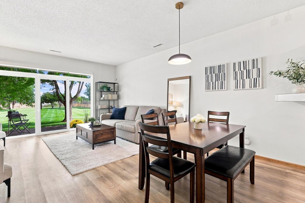 789 Providence Drive, Shakopee, MN 55379 — photo 4