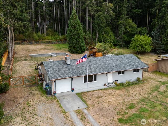 1808 Wellington Drive, Oak Harbor, WA 98277
