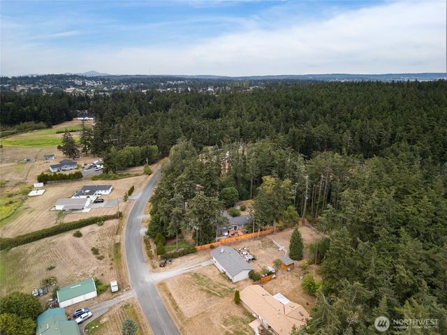 1808 Wellington Drive, Oak Harbor, WA 98277