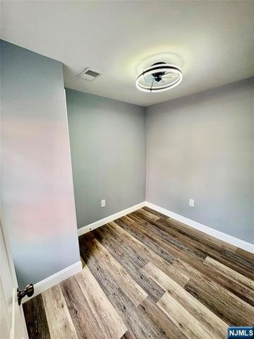 48 2nd Street, Somerville, NJ 08876