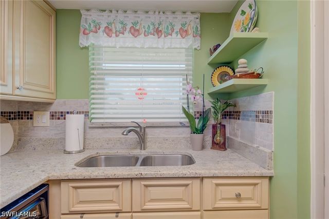 325 Charlemagne BLVD A209, Naples, FL 34112