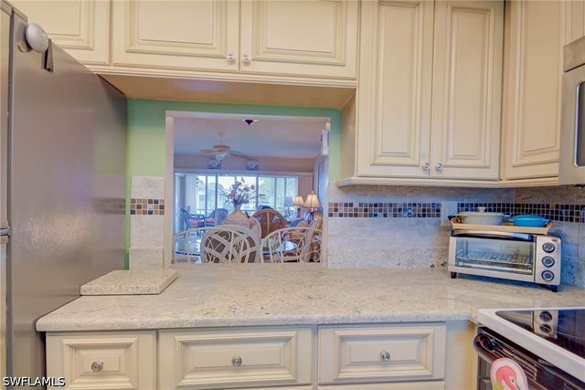 325 Charlemagne BLVD A209, Naples, FL 34112