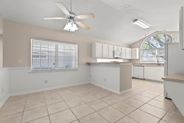 428 Chamberlain Dr, St Augustine, FL 32086