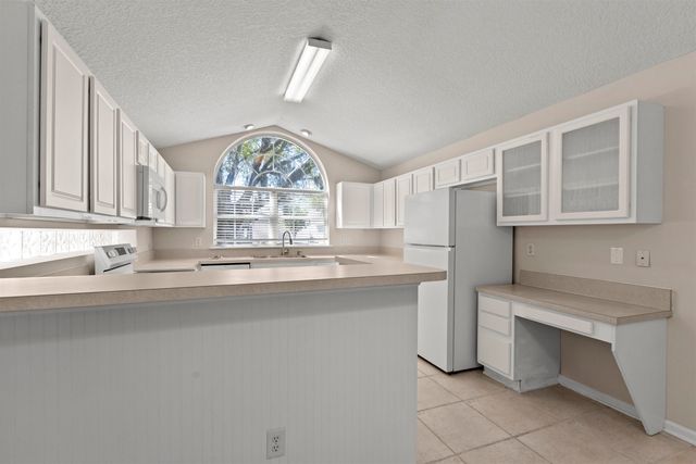 428 Chamberlain Dr, St Augustine, FL 32086