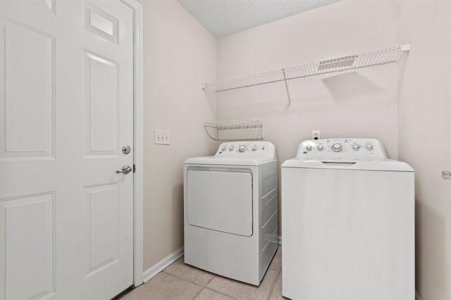 428 Chamberlain Dr, St Augustine, FL 32086