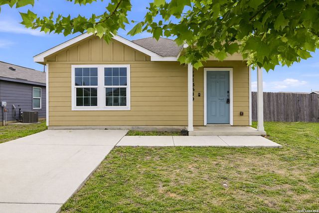 13640 Flock Pl, San Antonio, TX 78252