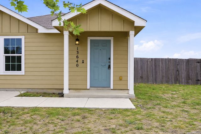 13640 Flock Pl, San Antonio, TX 78252