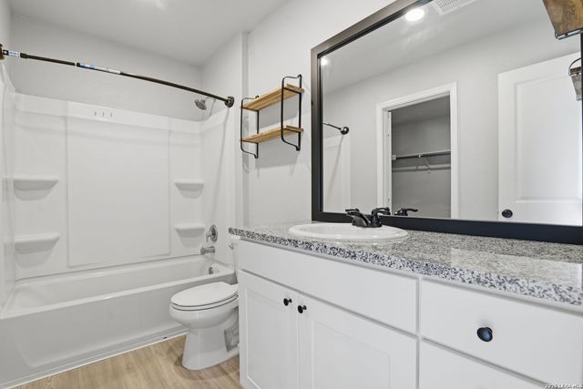 13640 Flock Pl, San Antonio, TX 78252