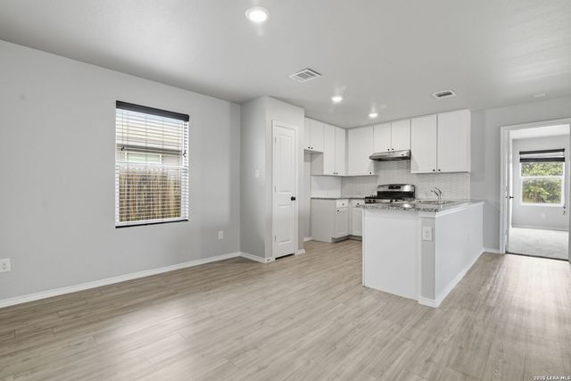 13640 Flock Pl, San Antonio, TX 78252