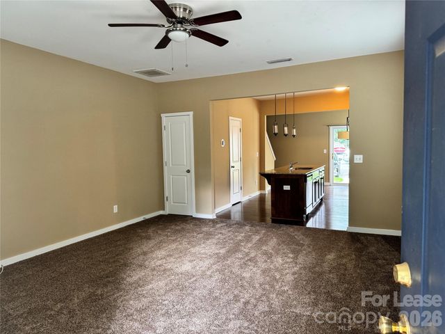 4732 Johnston Oehler Road, Charlotte, NC 28269