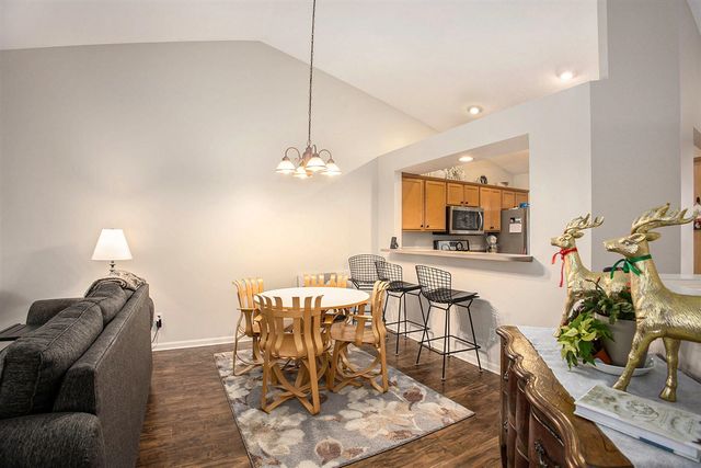 6825 Windwater Court 39, Norton Shores, MI 49444