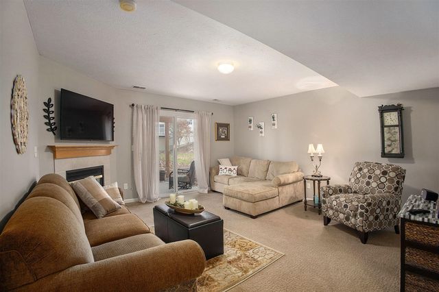 6825 Windwater Court 39, Norton Shores, MI 49444