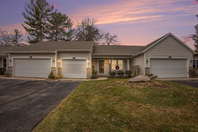 6825 Windwater Court 39, Norton Shores, MI 49444