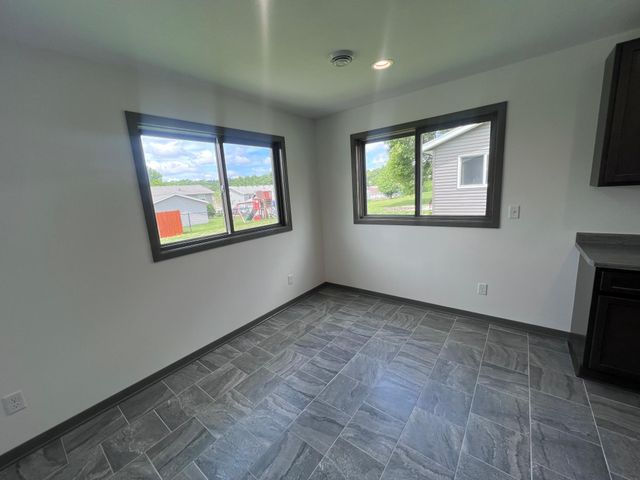 1425 Sunrise Avenue SE, Rochester, MN 55904