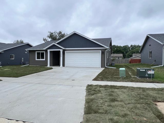 1425 Sunrise Avenue SE, Rochester, MN 55904