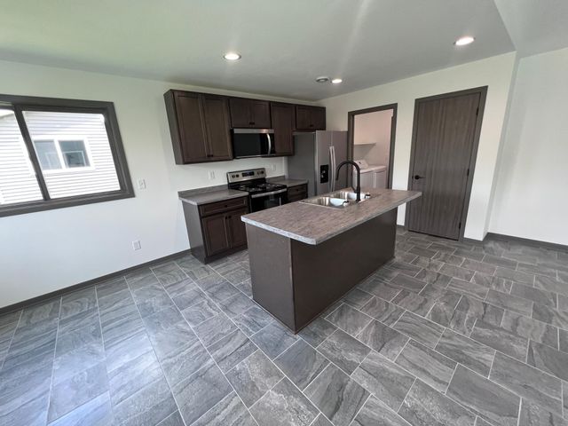 1425 Sunrise Avenue SE, Rochester, MN 55904