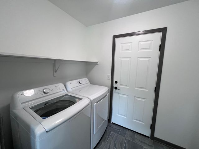 1425 Sunrise Avenue SE, Rochester, MN 55904