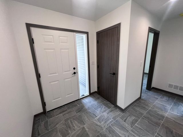 1425 Sunrise Avenue SE, Rochester, MN 55904