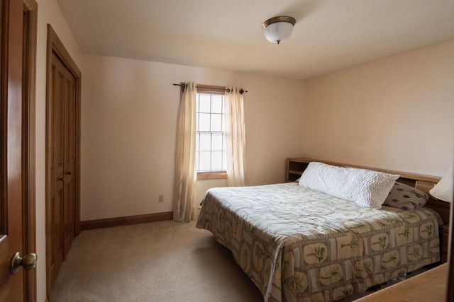 2640 APPIAN WAY, Green Bay, WI 54302