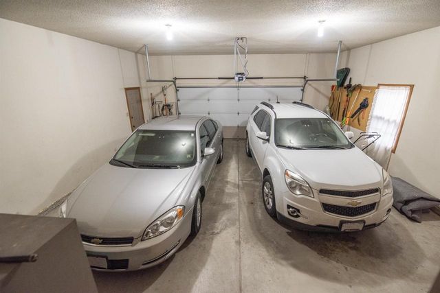 2640 APPIAN WAY, Green Bay, WI 54302