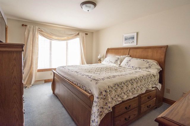 2640 APPIAN WAY, Green Bay, WI 54302