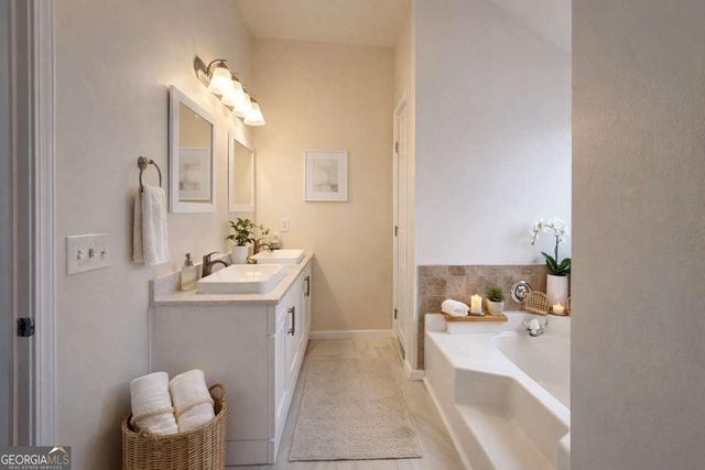 5073 Laythan Jace Court, Snellville, GA 30039