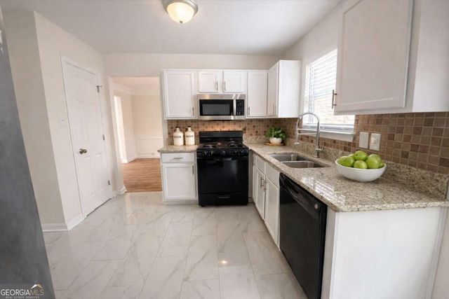 5073 Laythan Jace Court, Snellville, GA 30039