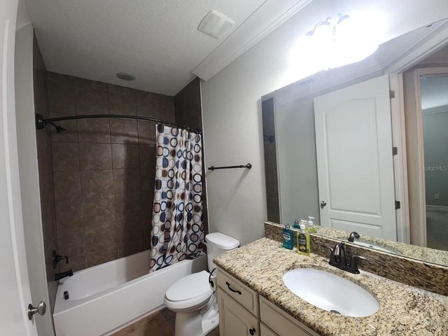 10052 EAGLE CREEK CENTER BOULEVARD, Orlando, FL 32832