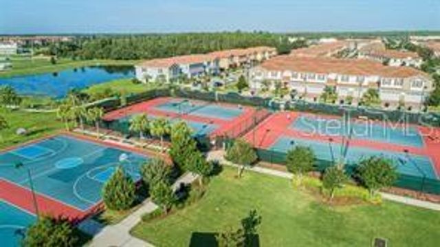 10052 EAGLE CREEK CENTER BOULEVARD, Orlando, FL 32832